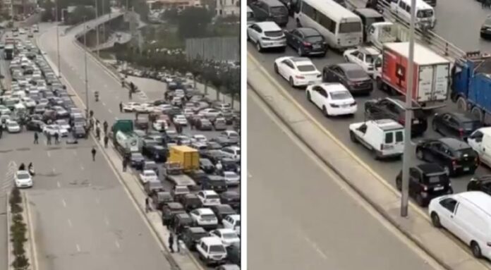 لبنان.. سائقو سيارات الأجرة يقطعون الطريق احتجاجا على رفع أسعار المحروقات