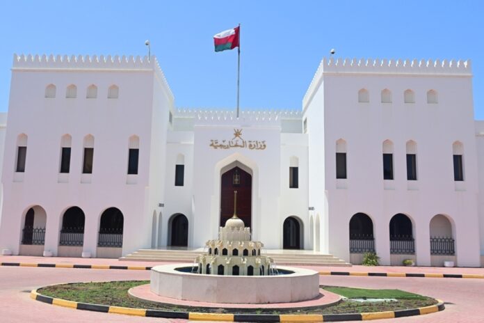سلطنة عُمان ترحّب باتفاق الإفراج عن أكثر من 1600 أسير في اليمن
